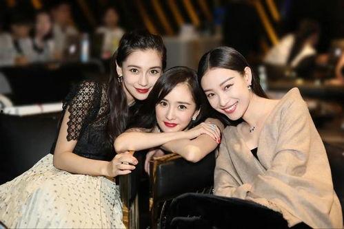 闺蜜进娱乐圈吃瓜,揭秘明星幕后吃瓜故事